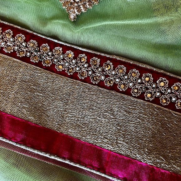 Lime Green Pink Net Saree Gold Zari Buti Motif Contrast Border Wedding - Picture 5 of 16